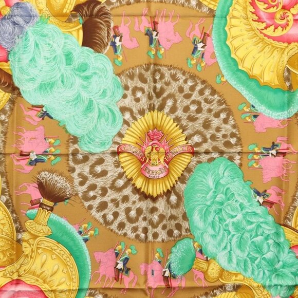 HERMES Carre 90 Scarf ""CASQUES et PLUMETS"" Silk Green Auth sw1609 - Picture 6 of 14